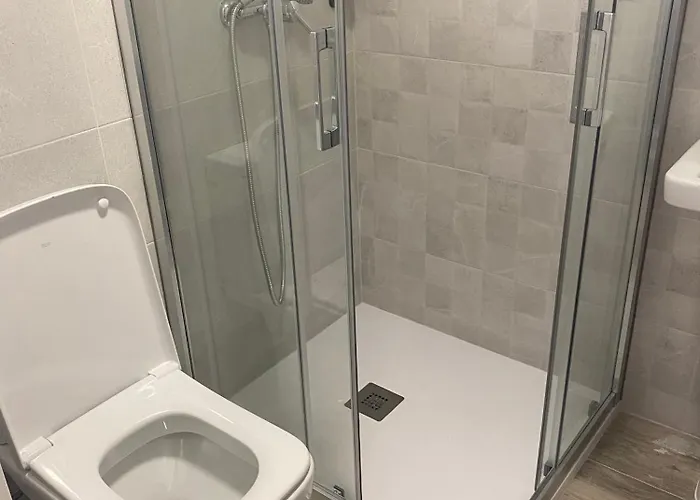 O Bailarin Πανσιόν O Barco de Valdeorras